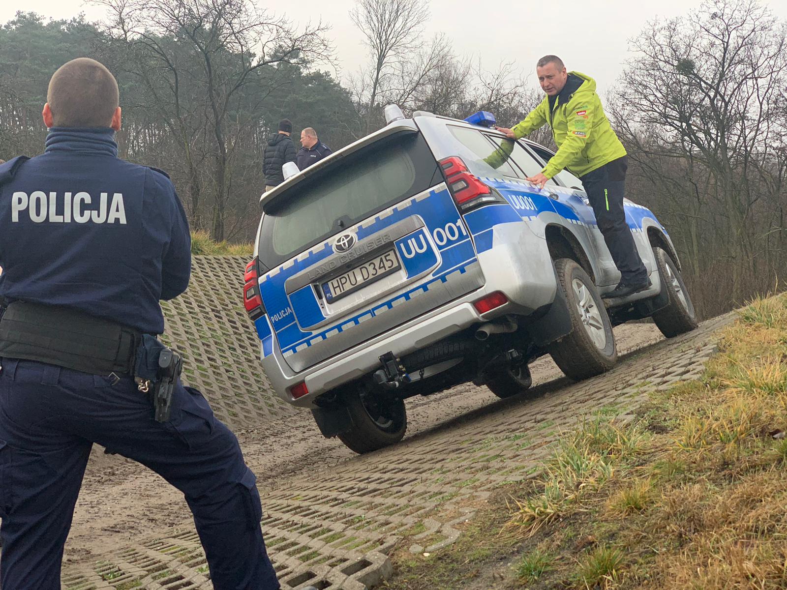 ba4dddbb-f927-4e84-bd79-8bbd4008b6b9 ba4dddbb-f927-4e84-bd79-8bbd4008b6b9