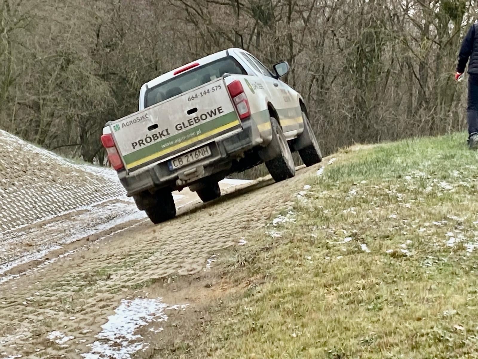 8ba9b911-49d2-40af-a710-7f075b1ac666 8ba9b911-49d2-40af-a710-7f075b1ac666