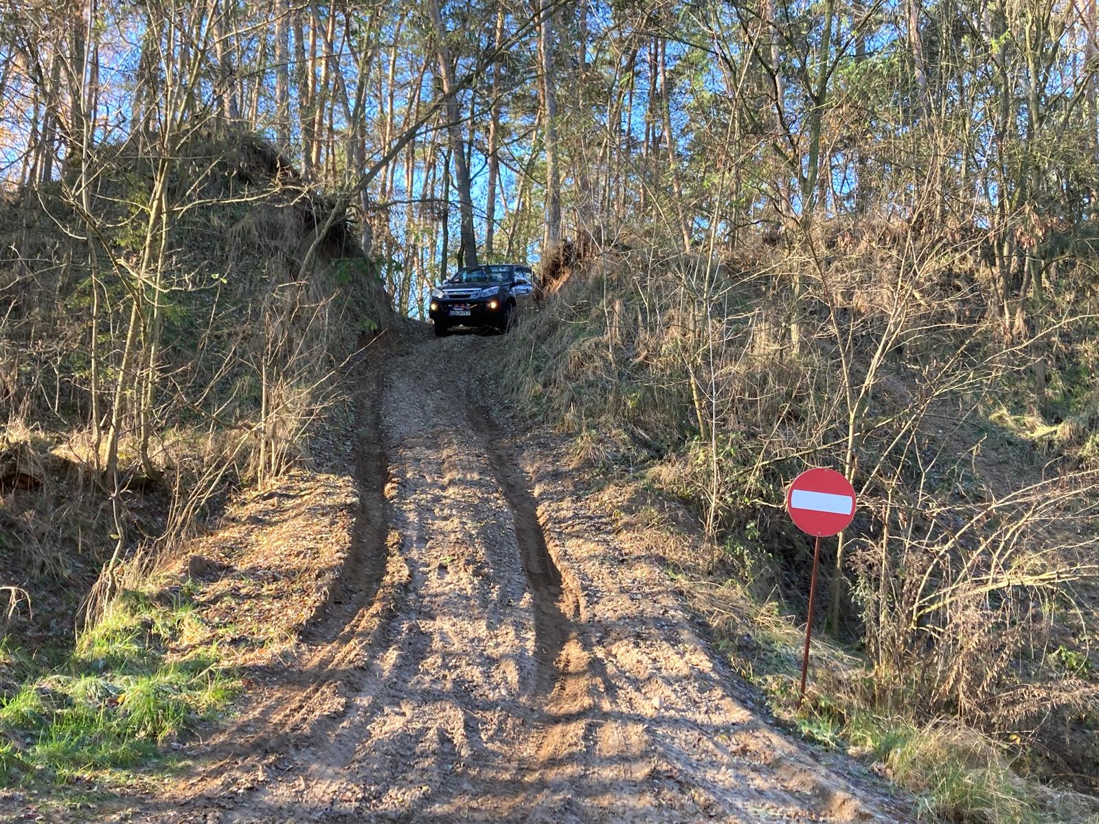 b39fb182-ac90-4cfe-8026-edc7efa52e52 b39fb182-ac90-4cfe-8026-edc7efa52e52