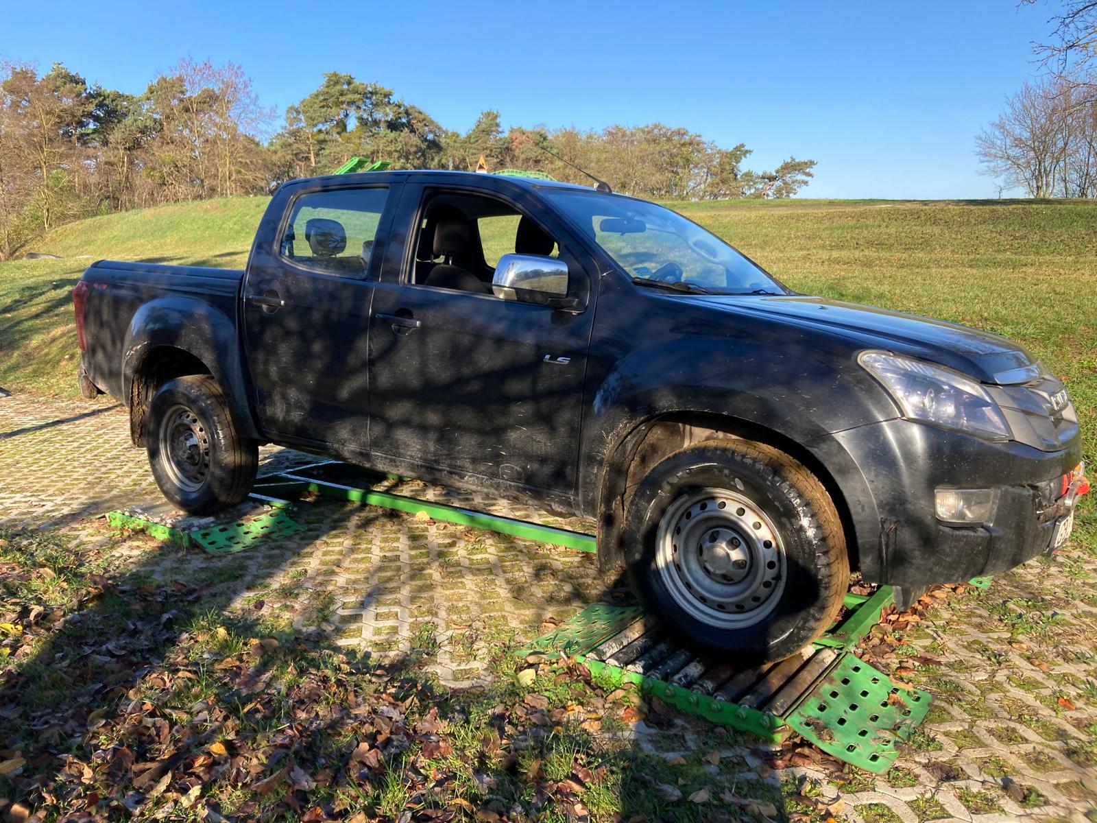 f4e4a87b-64ef-427e-9ca8-0cf81c2b81e4 f4e4a87b-64ef-427e-9ca8-0cf81c2b81e4