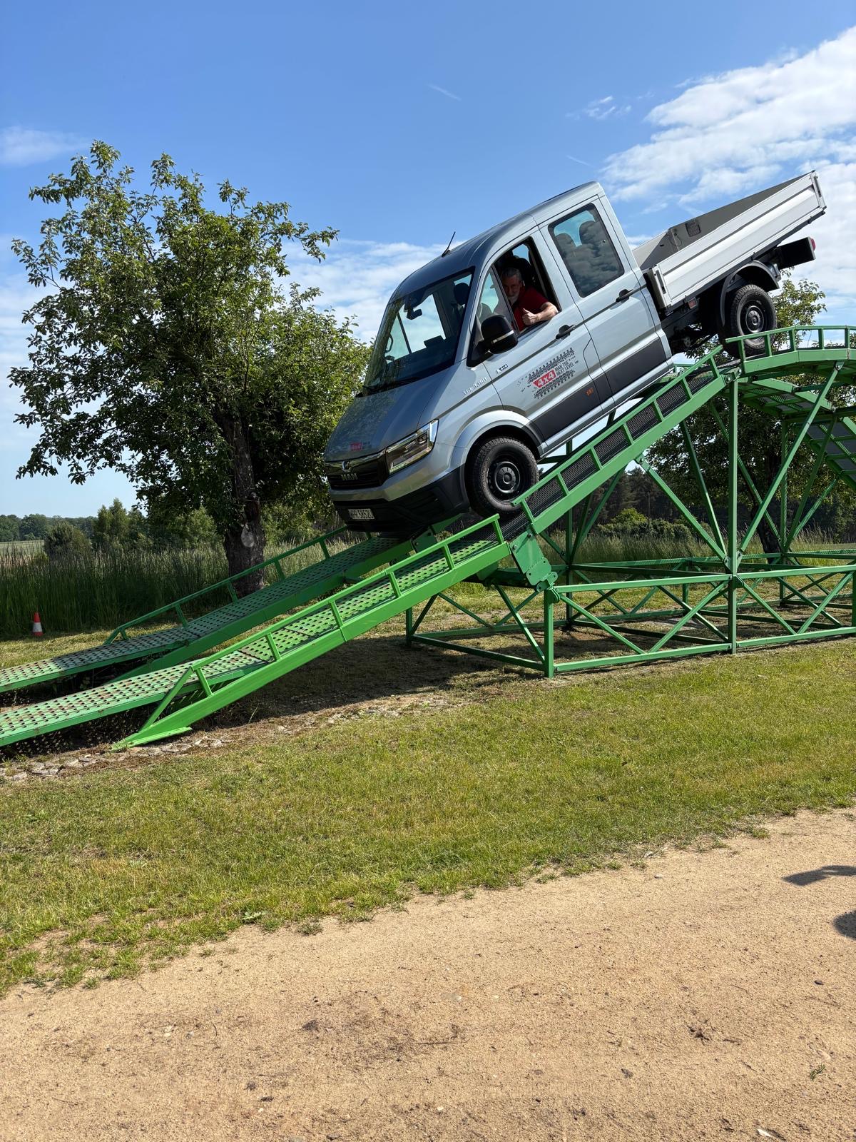 3c0c6cc1-96b2-43c5-970e-2f8bc028d397 3c0c6cc1-96b2-43c5-970e-2f8bc028d397