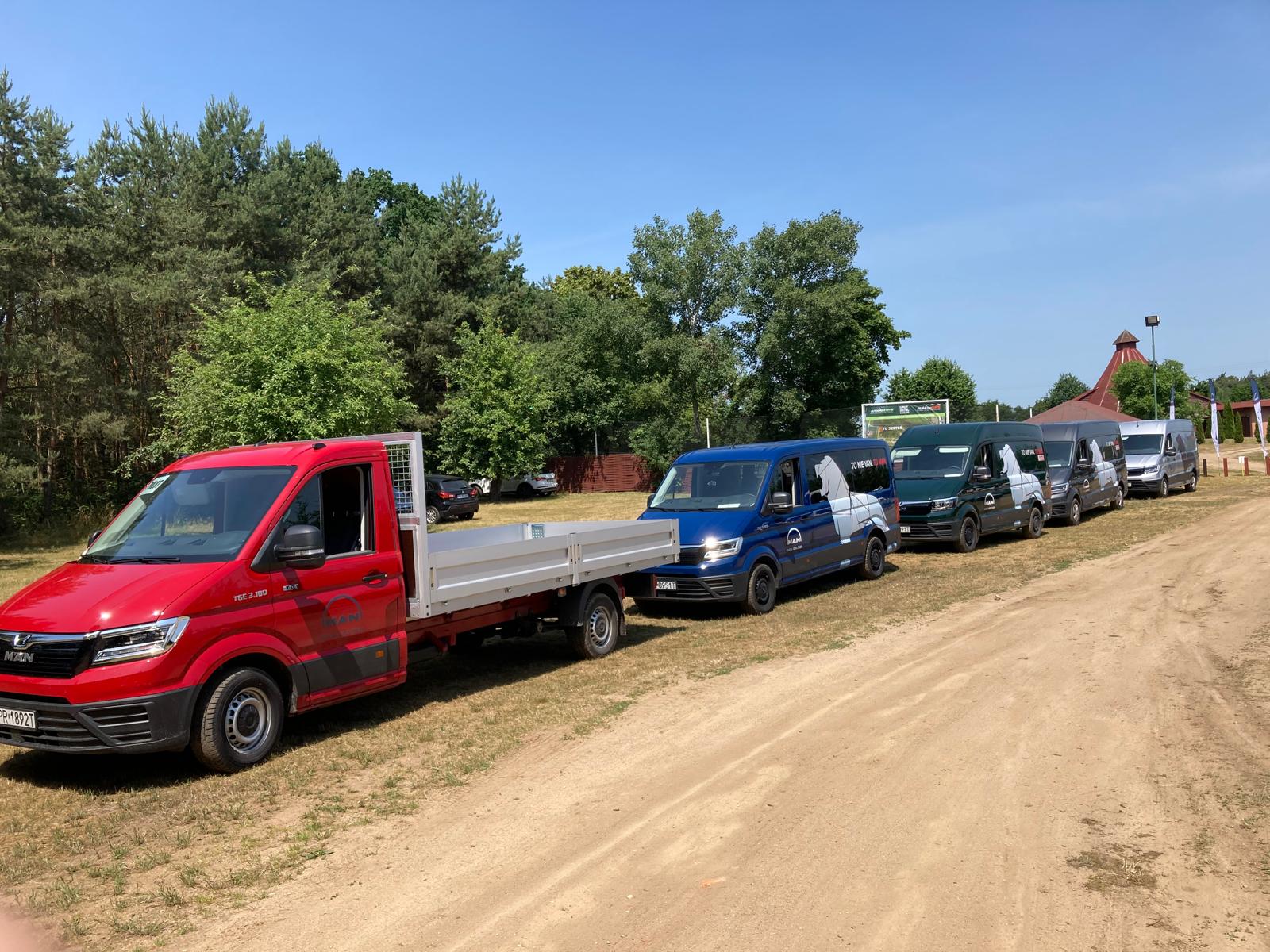 890e1f9b-62d4-4c75-9501-70e4abd9db08 890e1f9b-62d4-4c75-9501-70e4abd9db08